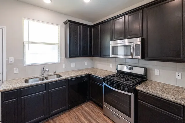 $2,200 | 17039 Amarose Drive, Houston, TX 77090