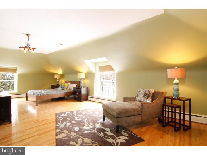 534 New Gulph Road Haverford, PA 19010 - Photo 10 of 18 Bedroom - Main