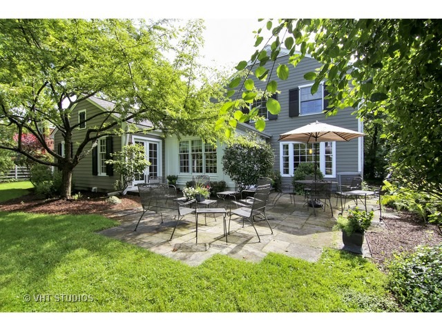 1039 Miami Road Wilmette, IL 60091 - Photo 24 of 25 a view of a house with backyard and sitting area