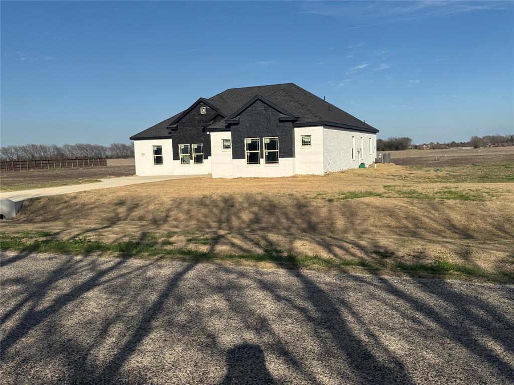 801 Ebenezer Road Palmer, TX 75152 - Photo 2 of 20 Front of Home