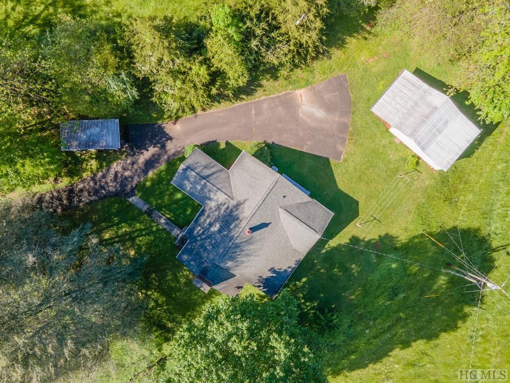 320 Cowee School Road Franklin, NC 28734 - Photo 6 of 64 Gallery Image 6