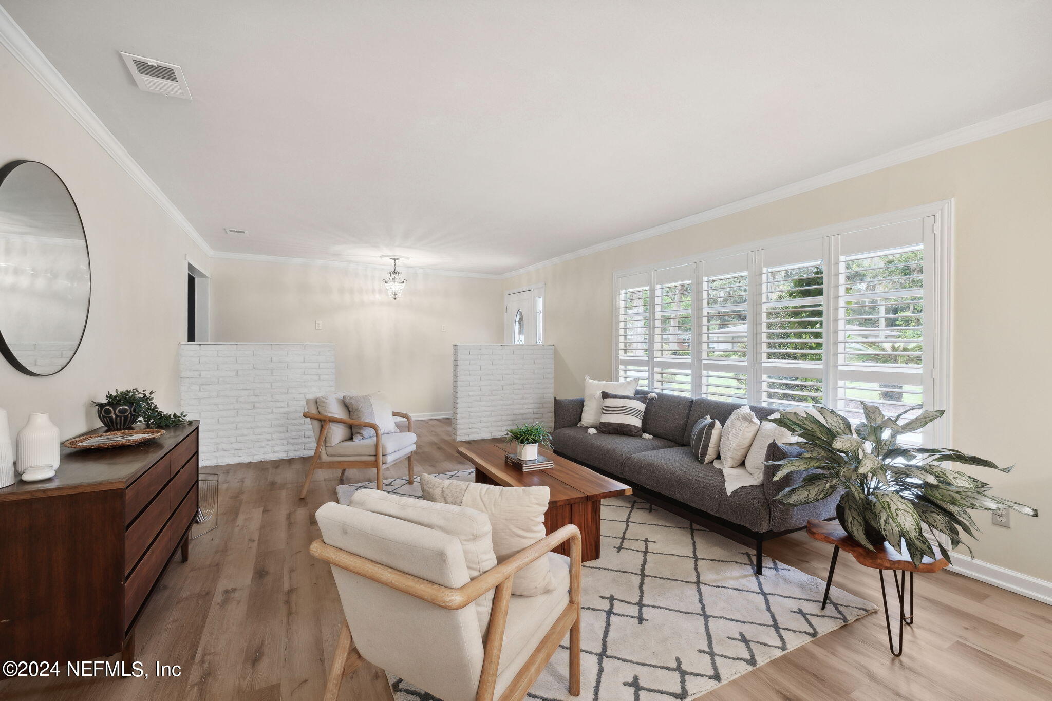 9476 Ponder Road Jacksonville, FL 32257 - Photo 11 of 47 Living Room
