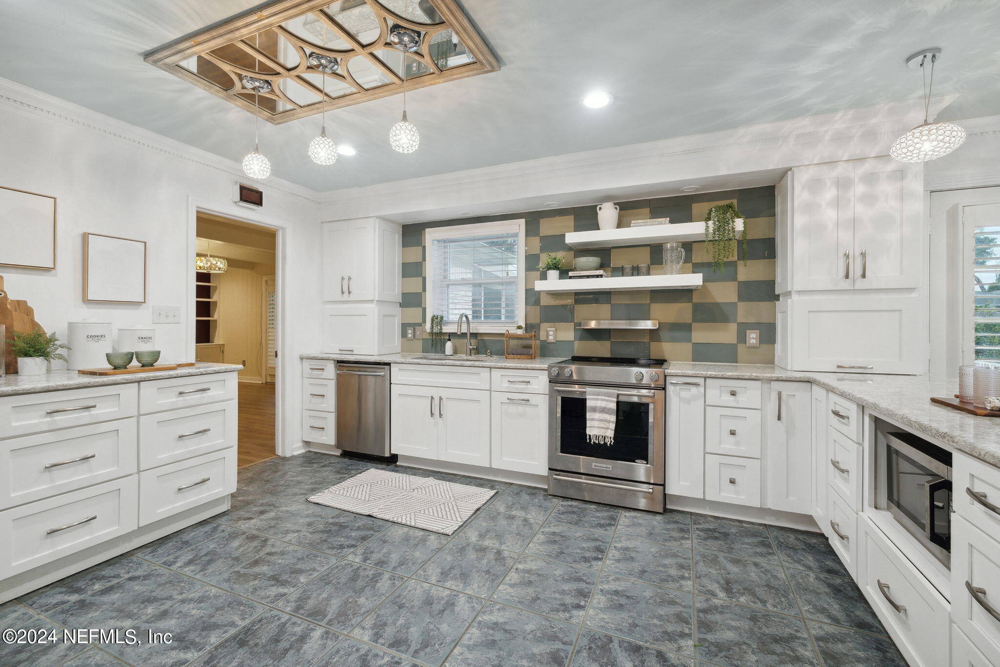 9476 Ponder Road Jacksonville, FL 32257 - Photo 18 of 47 Kitchen