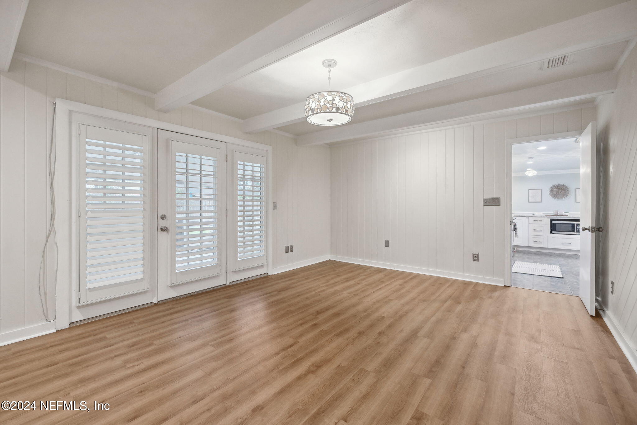 9476 Ponder Road Jacksonville, FL 32257 - Photo 24 of 47 Family Room
