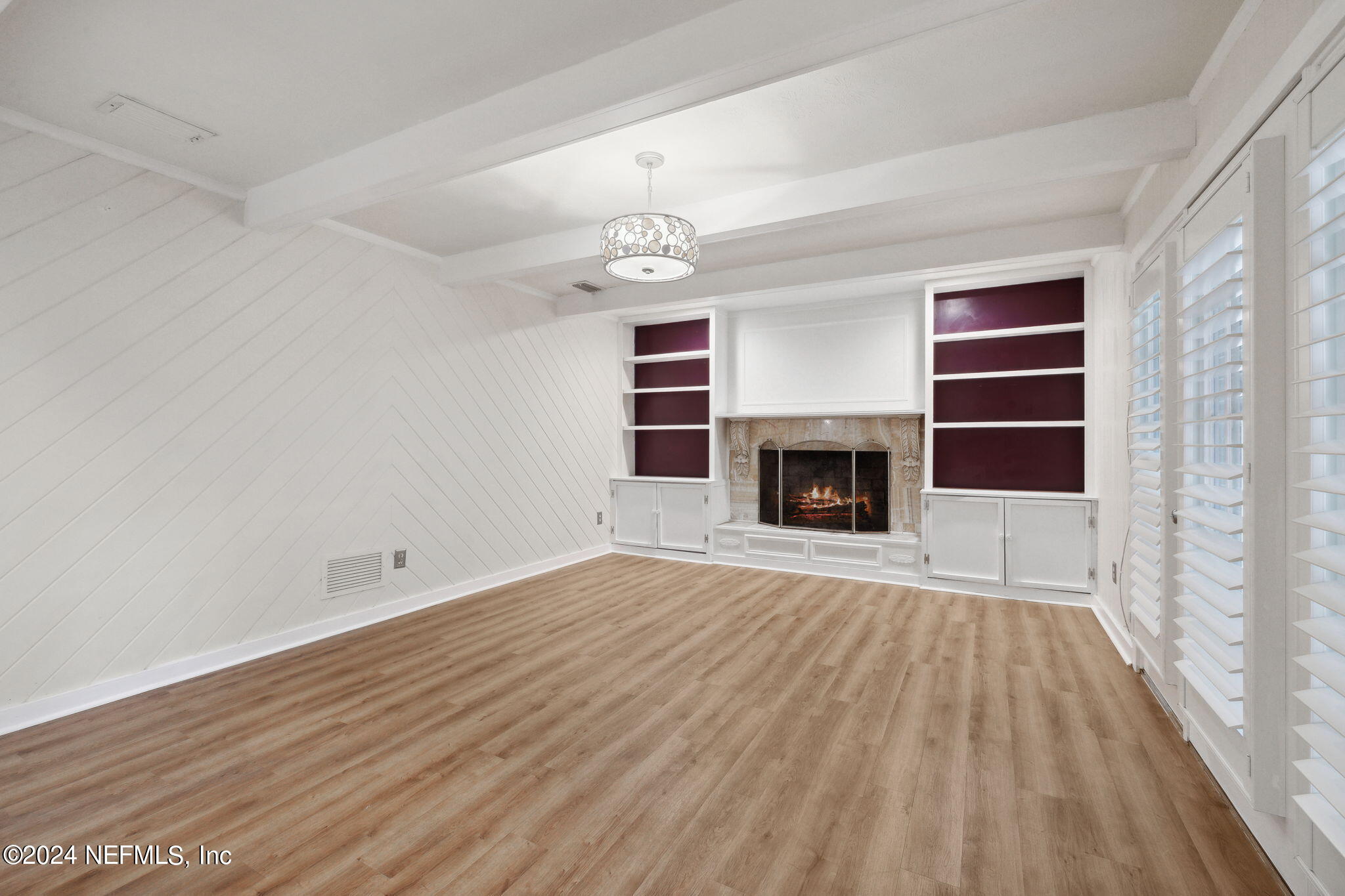 9476 Ponder Road Jacksonville, FL 32257 - Photo 25 of 47 Family Room