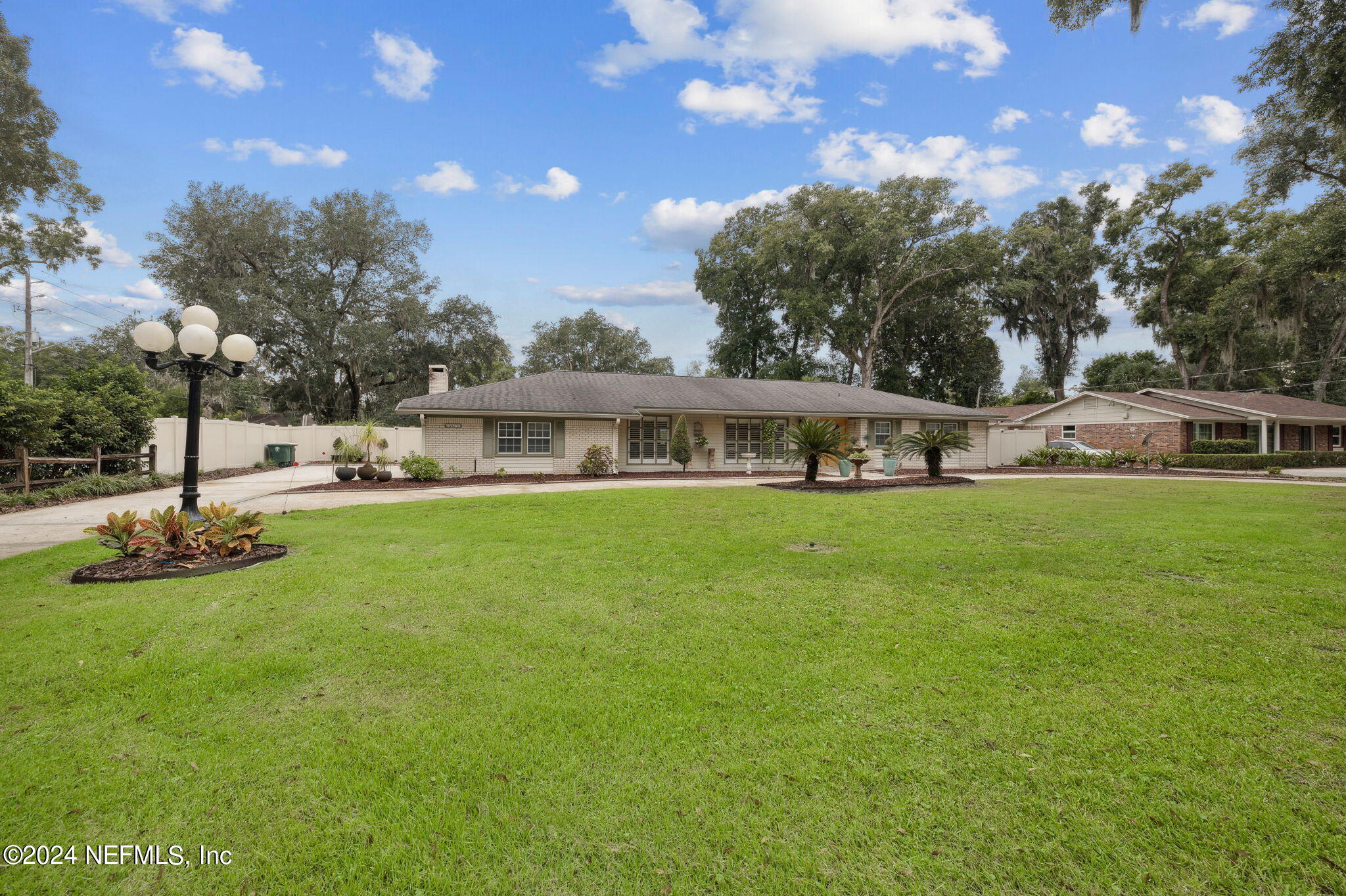 9476 Ponder Road Jacksonville, FL 32257 - Photo 3 of 47 Front of Home