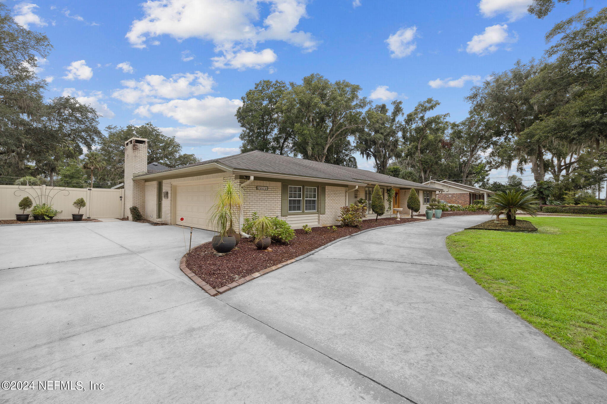 9476 Ponder Road Jacksonville, FL 32257 - Photo 5 of 47 Front of Home
