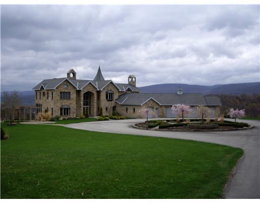1703 Piper Road Ligonier, PA 15658 - Photo 1 of 18 Exterior Front.