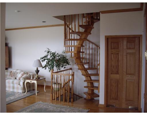 1703 Piper Road Ligonier, PA 15658 - Photo 11 of 18 Living Room.