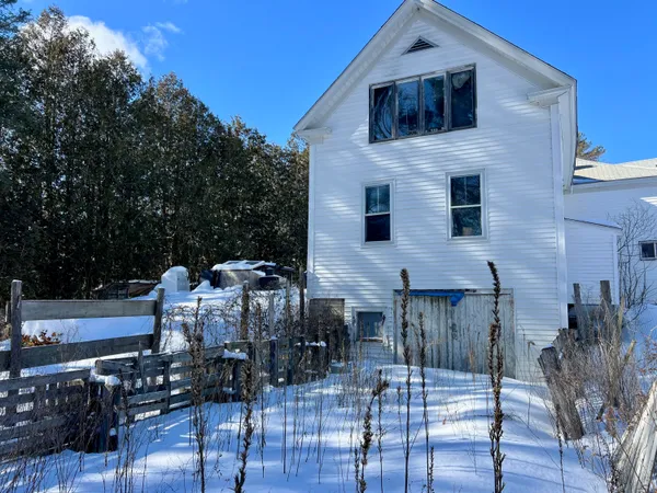 $155,000 | 87 Monroe Highway, Brooks, ME 04921