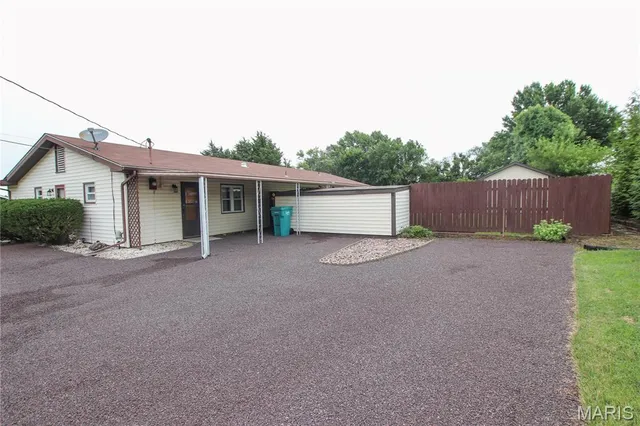 $257,900 | 430 Scottsdale Drive, Sullivan, MO 63080