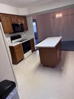 $525,000 | 1 Jeanne Lee Lane, Brownsville, PA 15417