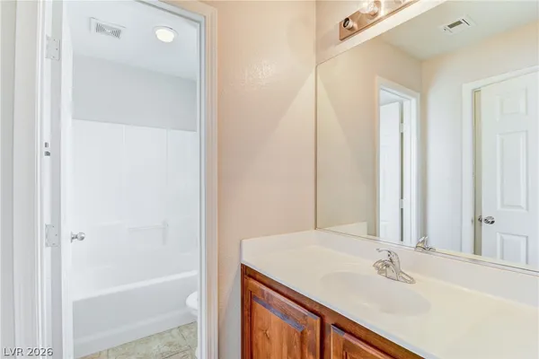 $2,100 | 2728 Kona Crest Avenue, Henderson, NV 89052