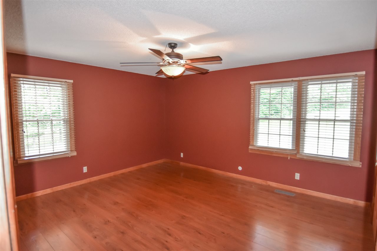 1039 Old Plank Road Chandler, IN 47610 - Photo 12 of 36 Gallery Image 12