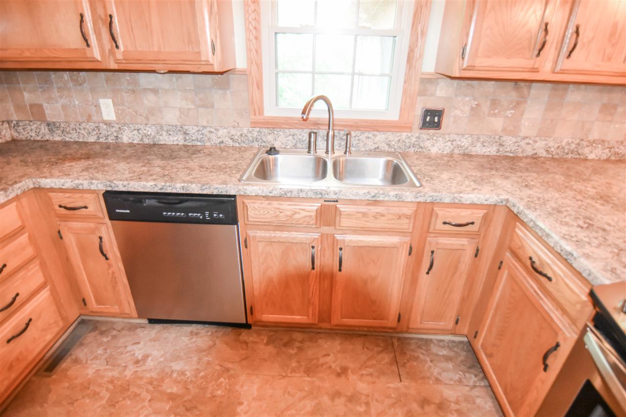 1039 Old Plank Road Chandler, IN 47610 - Photo 8 of 36 Gallery Image 8
