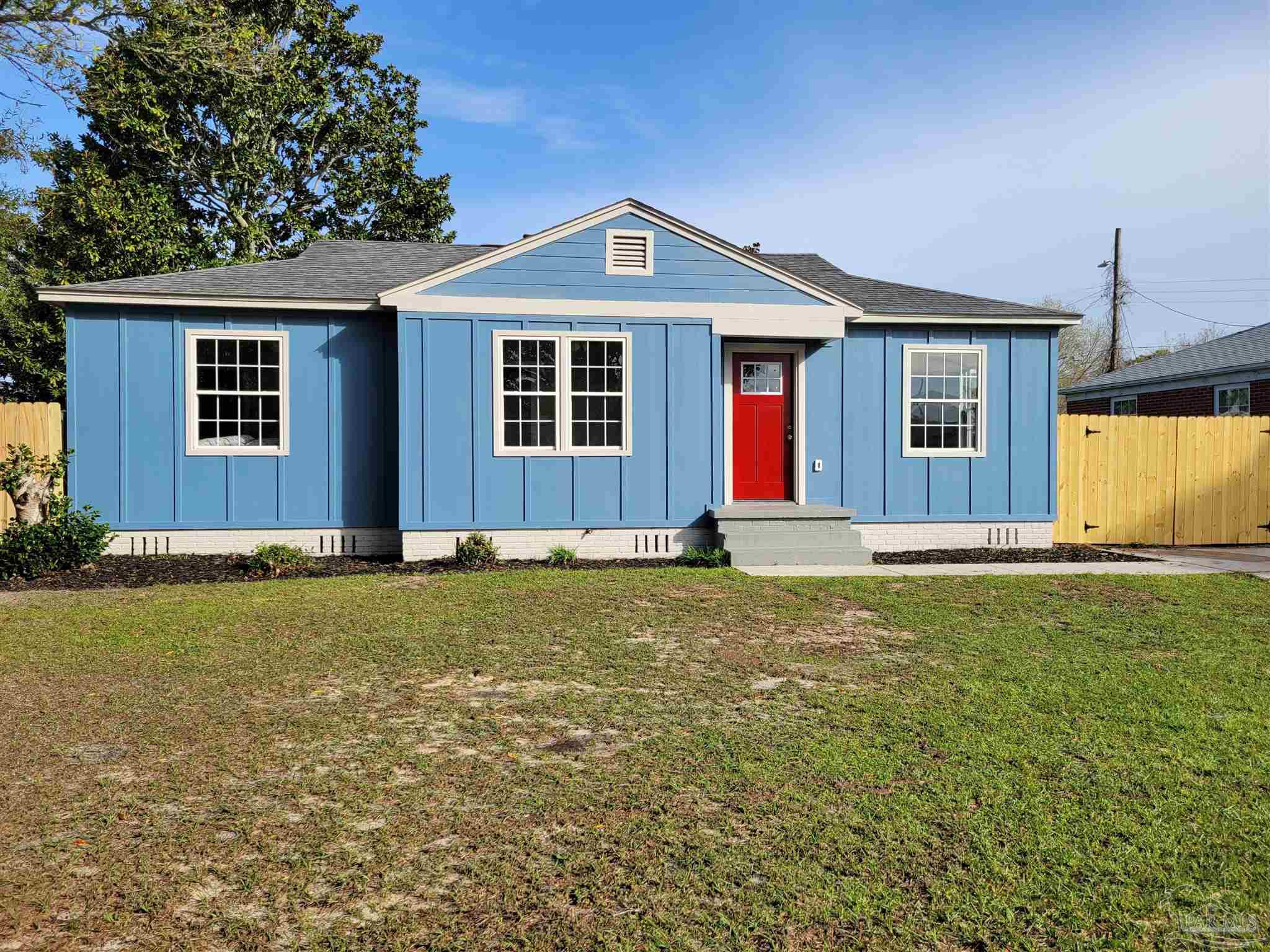 206 Bryant Road Pensacola, FL 32507 - Photo 2 of 23
