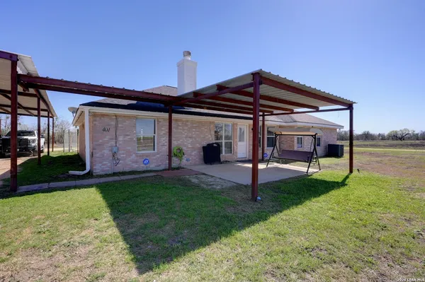 $650,000 | 401 Concordia Lane, Cibolo, TX 78108