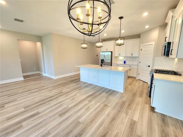 $3,000 | 3615 Savanna Palms Court, Bradenton, FL 34211