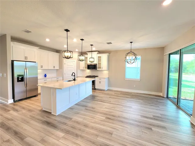 $3,000 | 3615 Savanna Palms Court, Bradenton, FL 34211