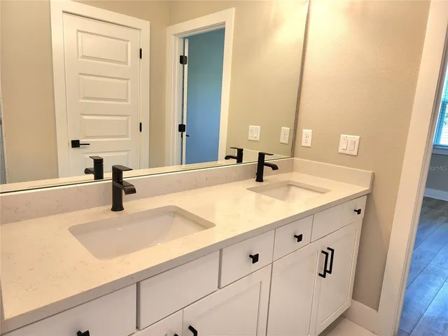 $3,000 | 3615 Savanna Palms Court, Bradenton, FL 34211