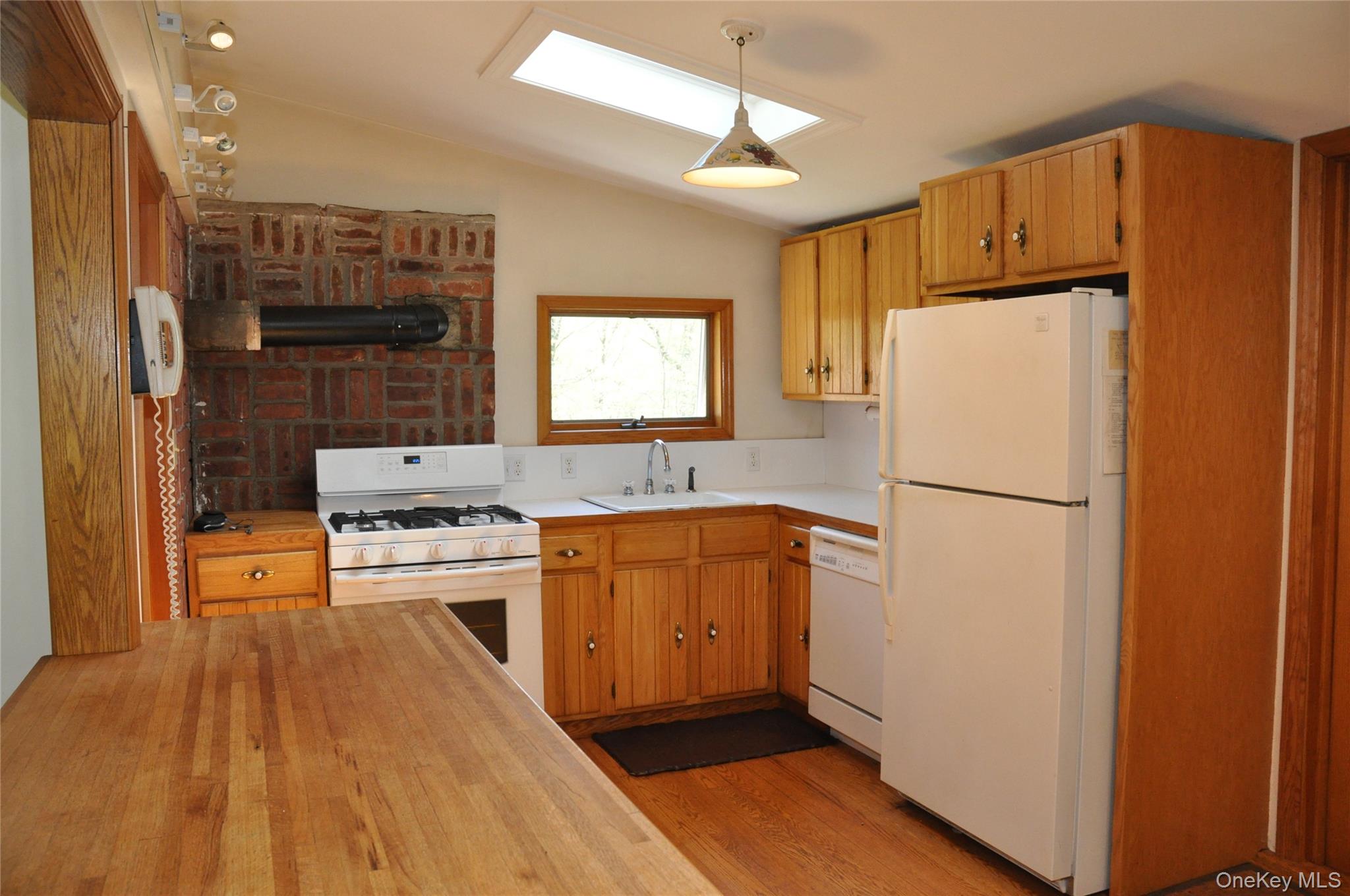 550 Browning Road Salt Point, NY 12578 - Photo 13 of 24