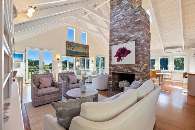 $5,300,000 | 25 Pond View Drive, Nantucket, MA 02554