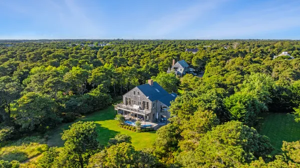 $5,100,000 | 25 Pond View Drive, Nantucket, MA 02554