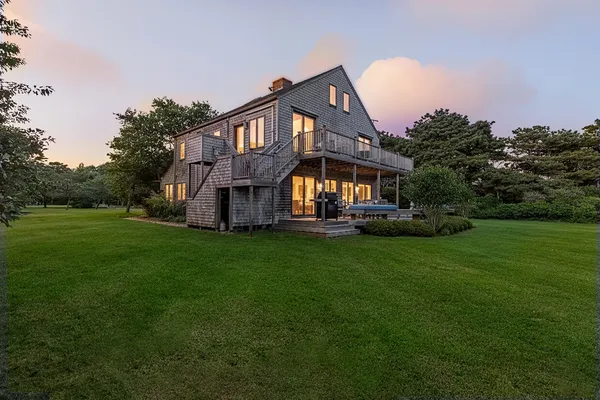 $5,100,000 | 25 Pond View Drive, Nantucket, MA 02554