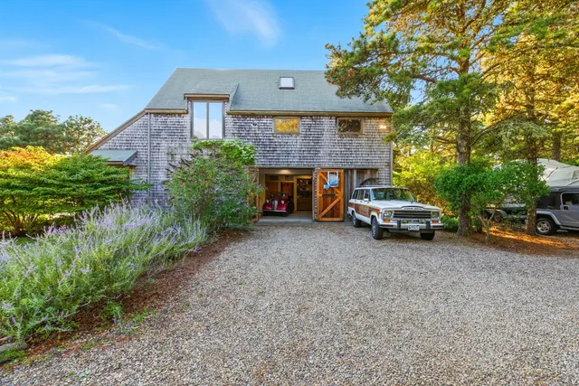 $5,300,000 | 25 Pond View Drive, Nantucket, MA 02554