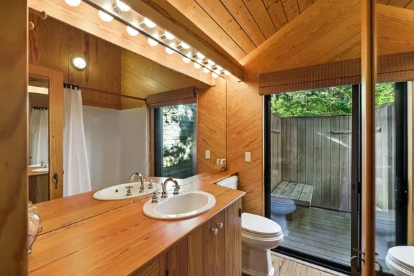 $5,100,000 | 25 Pond View Drive, Nantucket, MA 02554