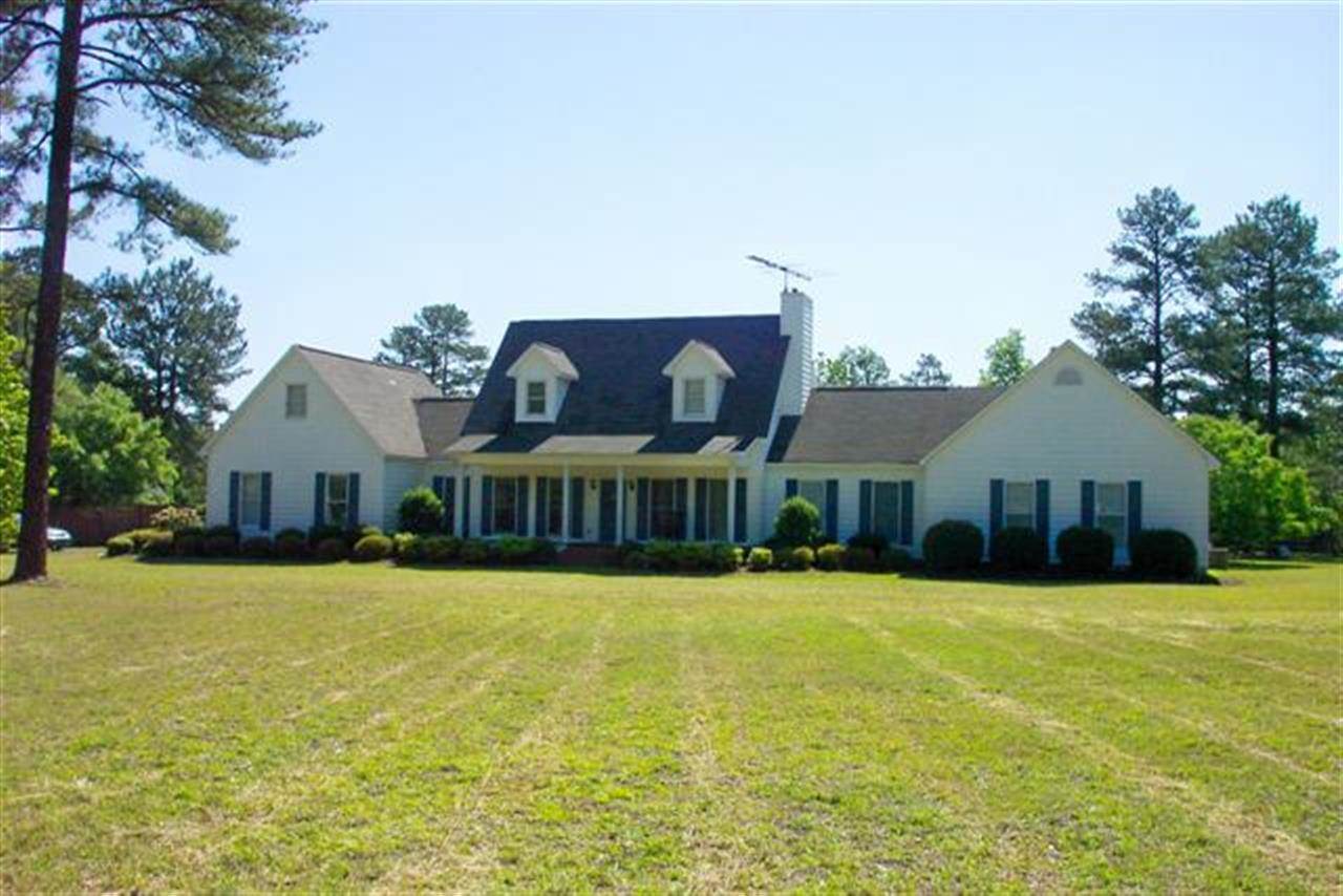 452 Napier Road Whispering Pines, NC 28327 - Photo 1 of 22 Primary Photo