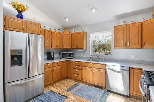 $395,000 | 17148 Seneca Court, Howard City, MI 49329