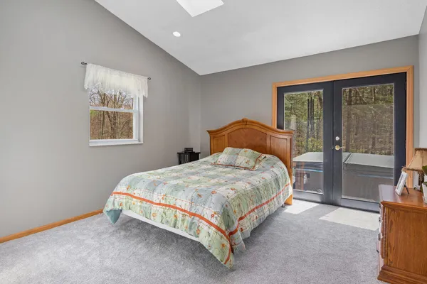 $395,000 | 17148 Seneca Court, Howard City, MI 49329