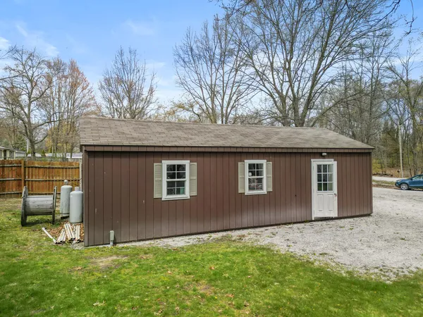 $395,000 | 17148 Seneca Court, Howard City, MI 49329