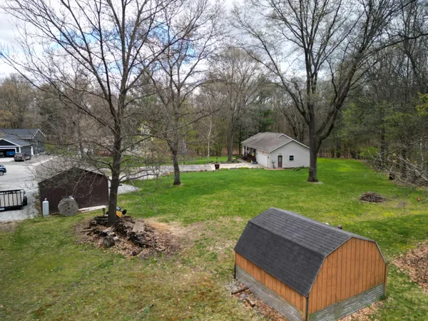 $395,000 | 17148 Seneca Court, Howard City, MI 49329