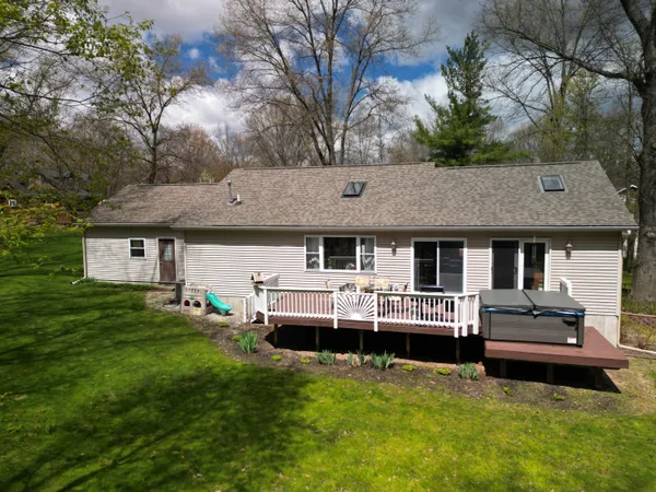 $395,000 | 17148 Seneca Court, Howard City, MI 49329