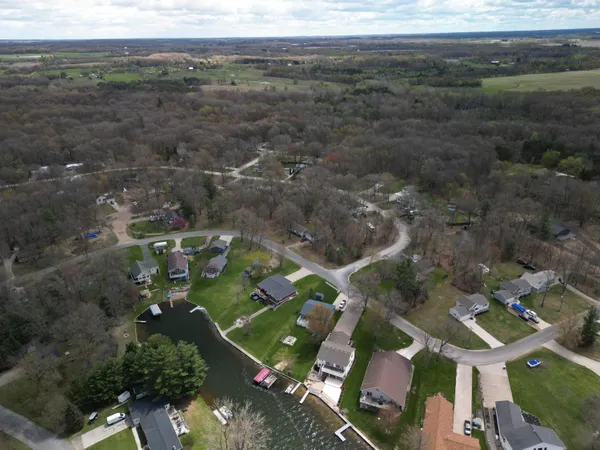 $395,000 | 17148 Seneca Court, Howard City, MI 49329