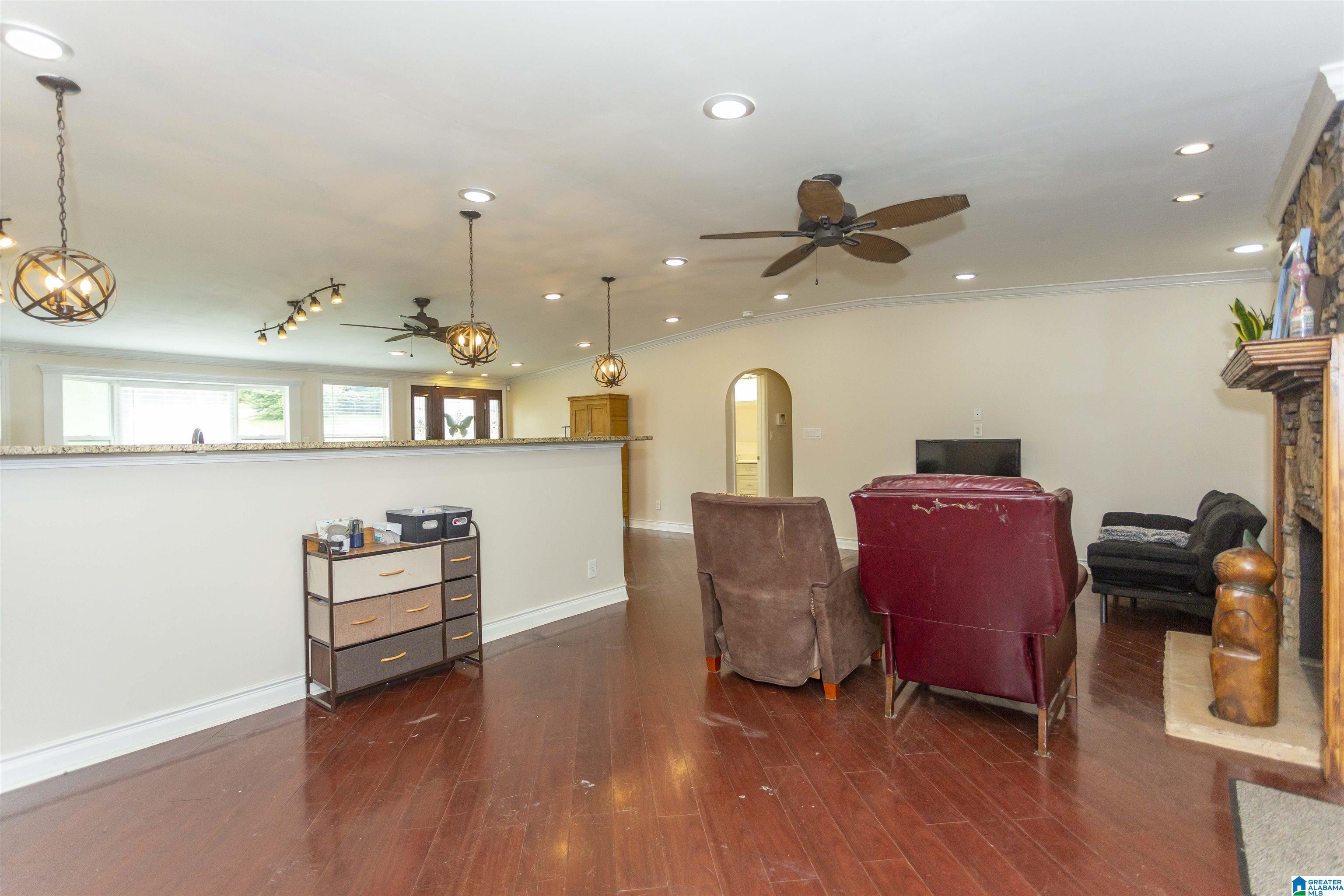 1852 Canyon Road Birmingham, AL 35216 - Photo 19 of 49