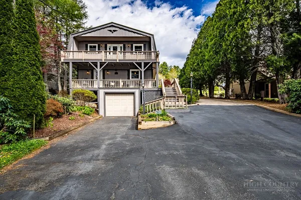 $589,500 | 192 Pine Ridge Loop, Newland, NC 28657