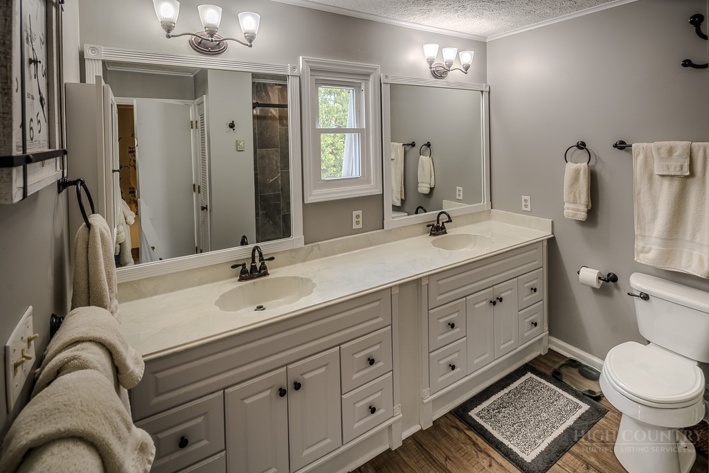 192 Pine Ridge Loop Newland, NC 28657 - Photo 22 of 46