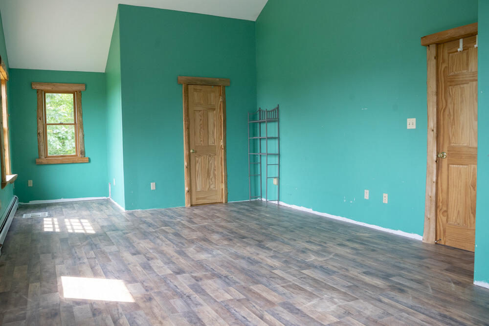 586 Reservoir Road Peru, NY 12972 - Photo 13 of 28 Gallery Image 13