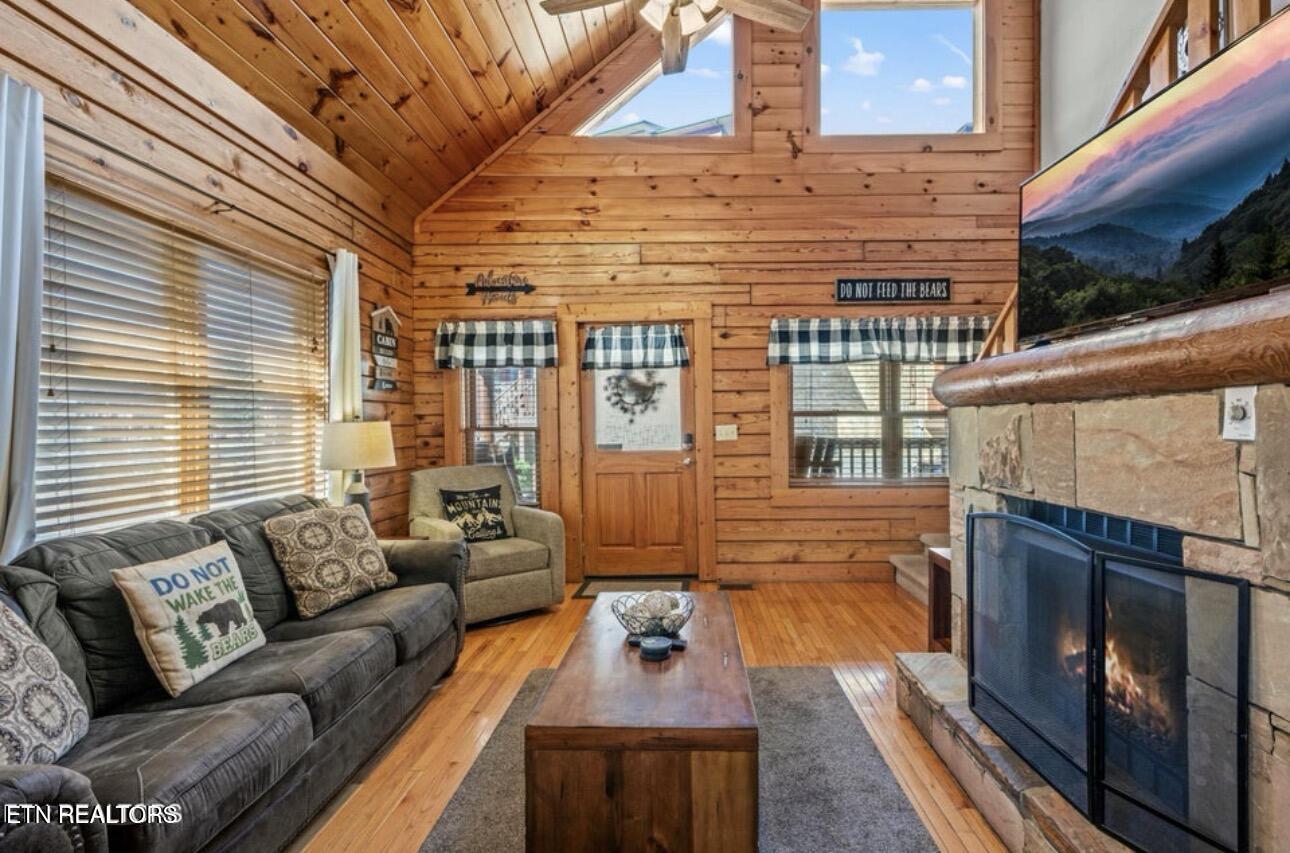326 Big Bear Way Pigeon Forge, TN 37863 - Photo 23 of 42 IMG_5130