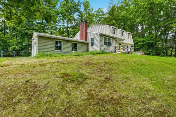 $875,000 | 17 Rolling Ridge Road, Windham, NH 03087