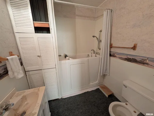 $28,000 | 1024 West Main Street, Bushnell, IL 61422