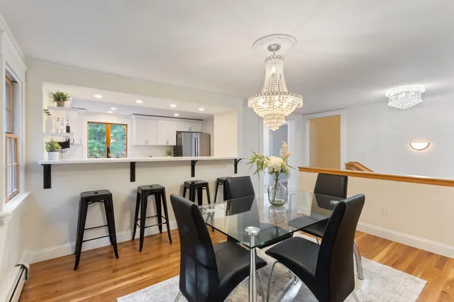 $1,550,000 | 31 Old Blue Point Road, Scarborough, ME 04074