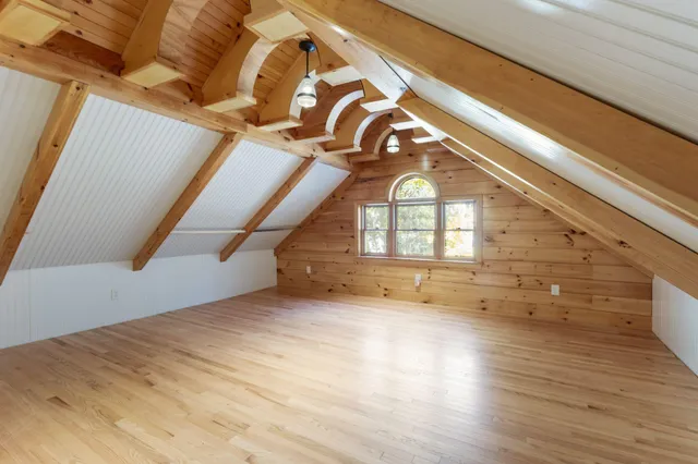 $1,550,000 | 31 Old Blue Point Road, Scarborough, ME 04074