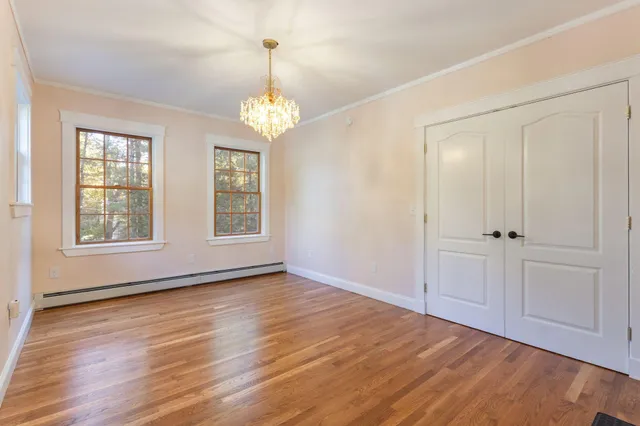 $1,550,000 | 31 Old Blue Point Road, Scarborough, ME 04074