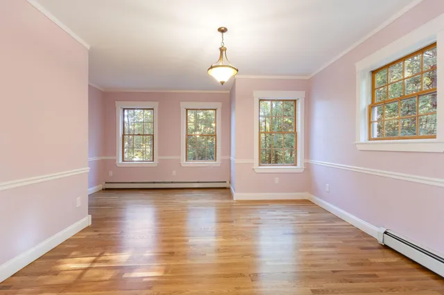 $1,550,000 | 31 Old Blue Point Road, Scarborough, ME 04074