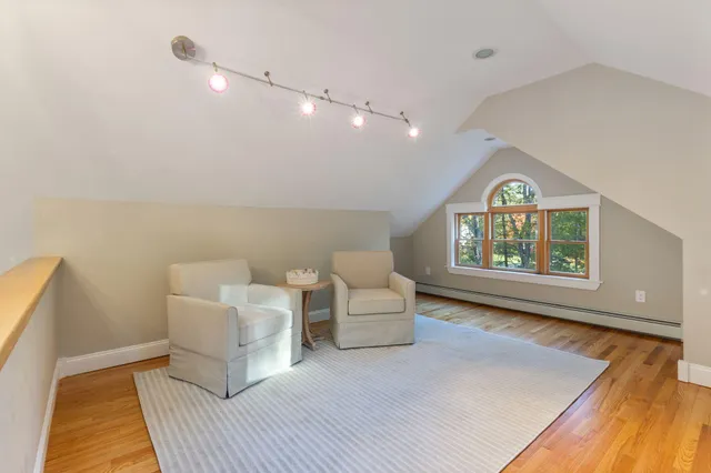 $1,550,000 | 31 Old Blue Point Road, Scarborough, ME 04074