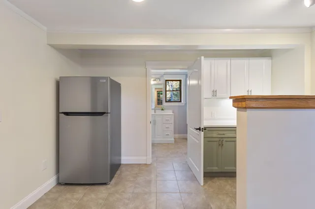 $1,550,000 | 31 Old Blue Point Road, Scarborough, ME 04074